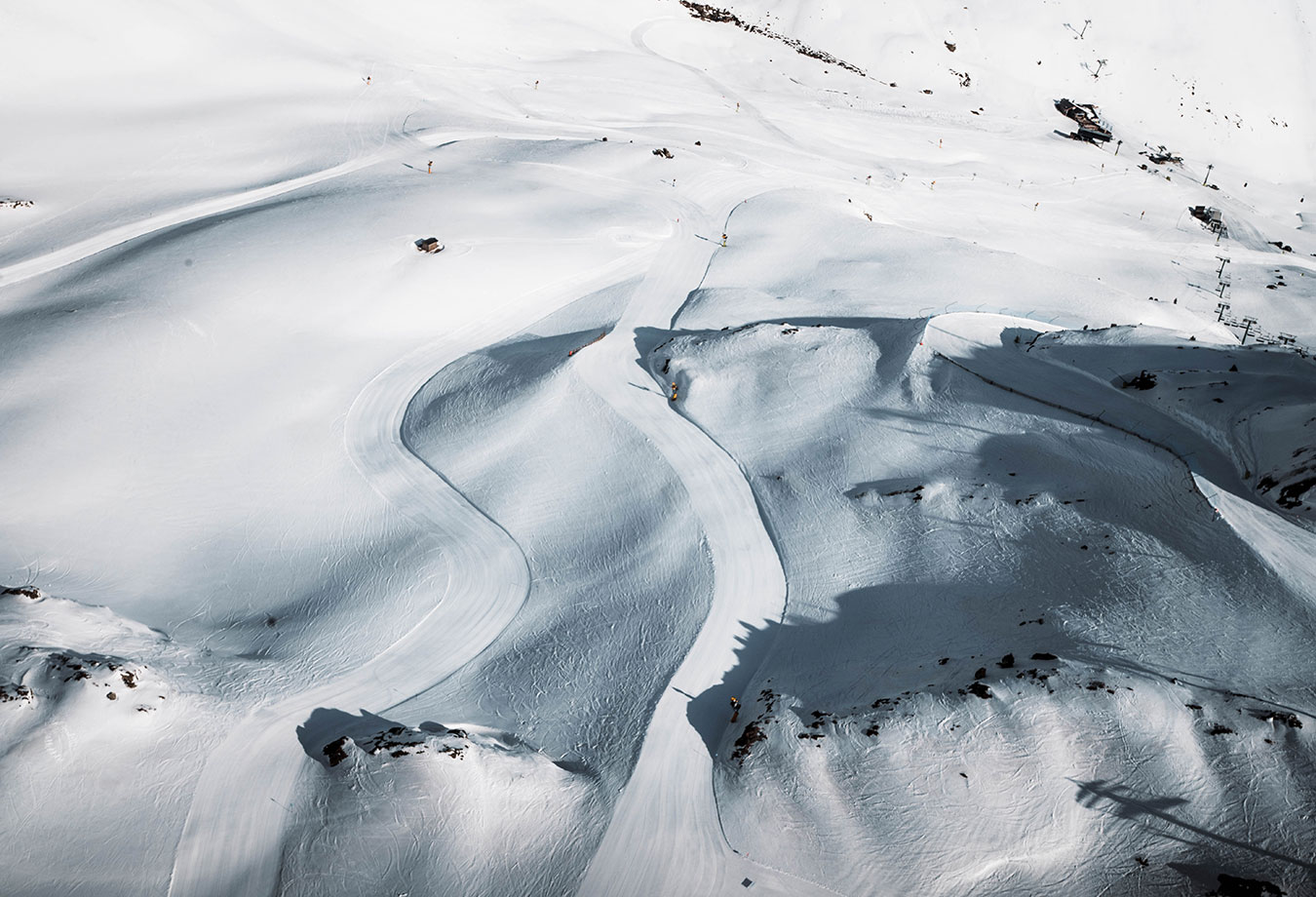 The ski run colours: Skiing guide for beginners