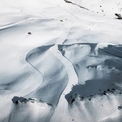 The ski run colours: Skiing guide for beginners