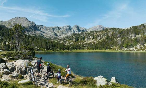 what-lakes-are-there-andorra