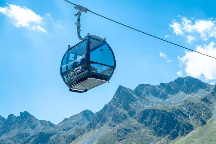 Telecabina de Tristaina