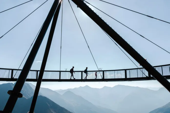 Mirador Solar Tristaina